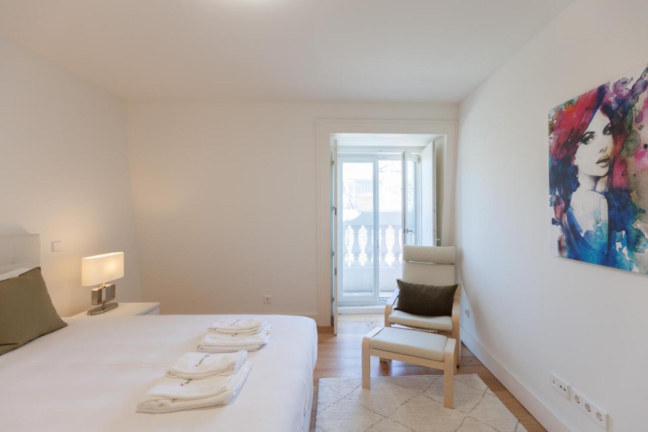 Flh Praca Comercio Artistic Flat With Balcony Lisboa Exteriör bild
